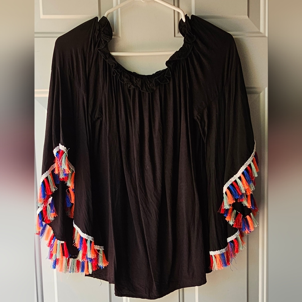 Southern Stitch Black Fringe Small